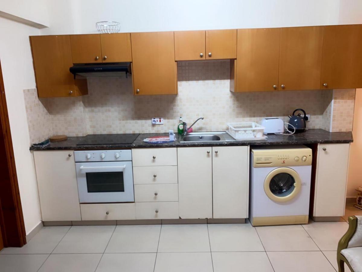 Larnaca Beach Apartment Lárnaca Exterior foto